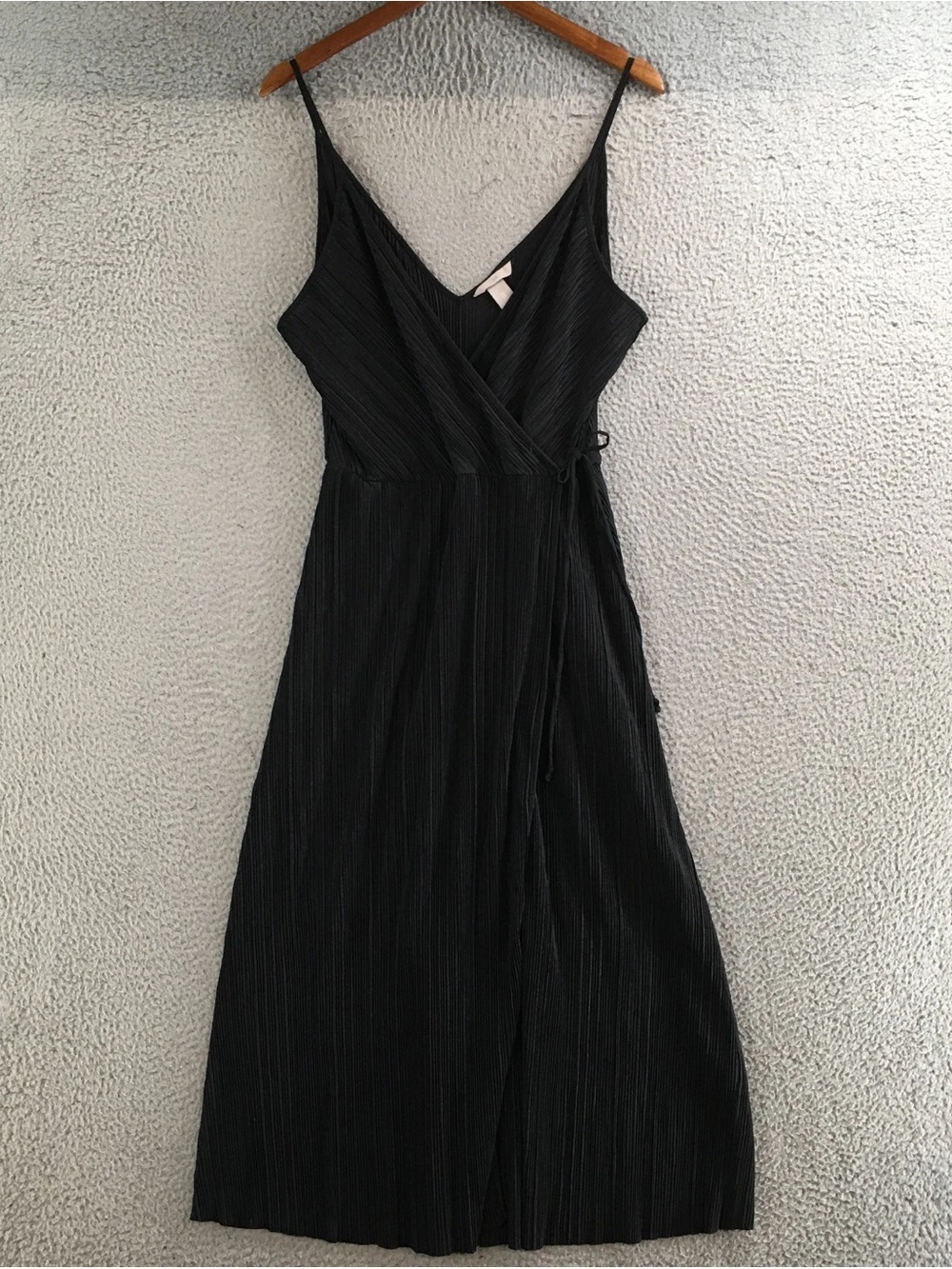 H&M Black Pleated Spaghetti Strap Wrap Maxi Dress